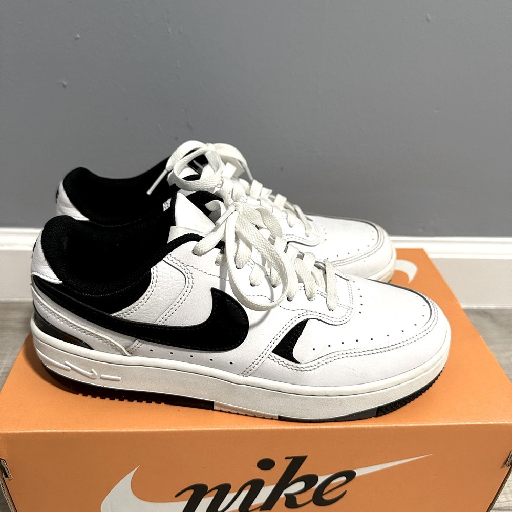 Nike Gamma Force sneakers in white & black